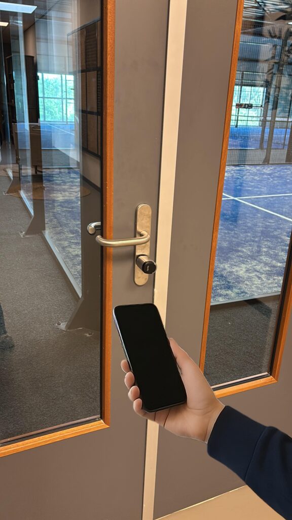 Salto-toegang bij padelbanen (digitale sleutel)