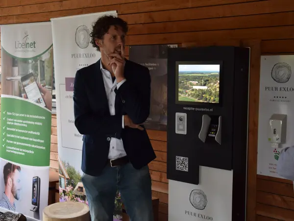 Digitale zuil Puur Exloo - TOPgast Bestelplatform
